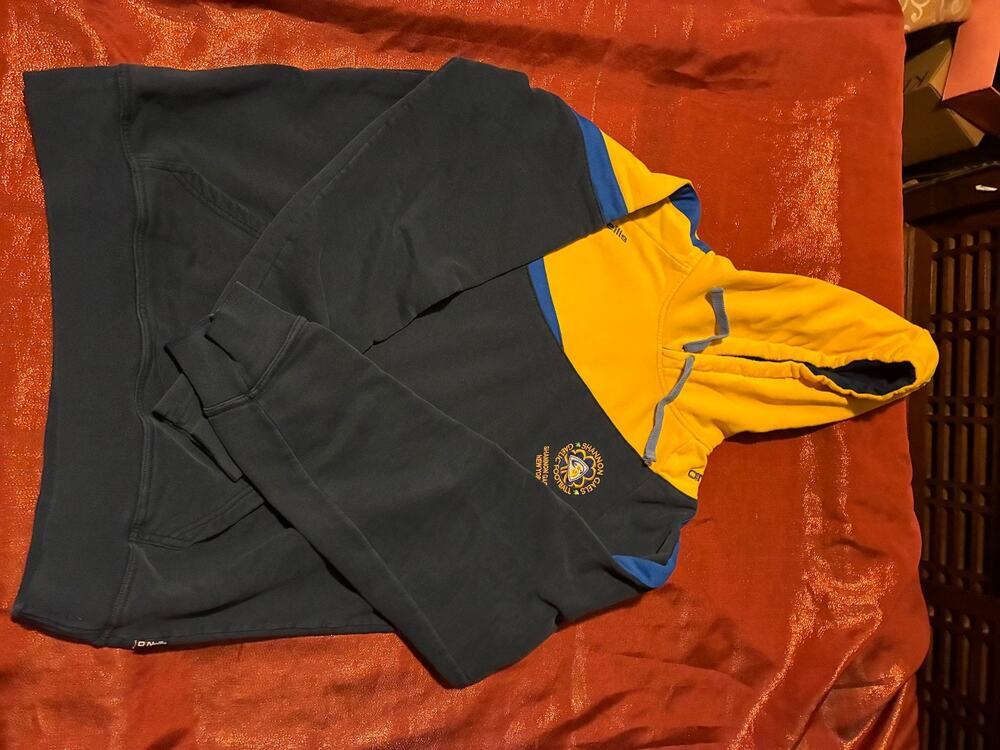 ONeills Hoodie Mens XL Yellow Navy Pullover Hooded Sweatshirt Embroidered Logo
